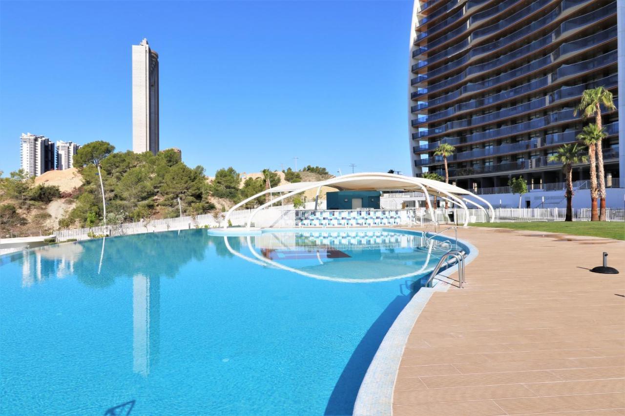 Sunset Waves Deluxe Apartments Poniente Beach Resort Benidorm Esterno foto