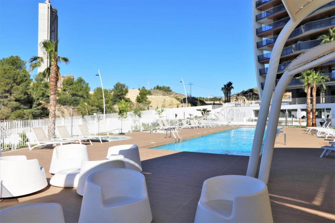 Sunset Waves Deluxe Apartments Poniente Beach Resort Benidorm Esterno foto