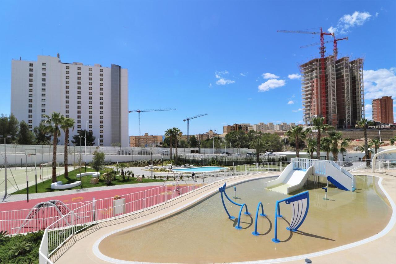 Sunset Waves Deluxe Apartments Poniente Beach Resort Benidorm Esterno foto