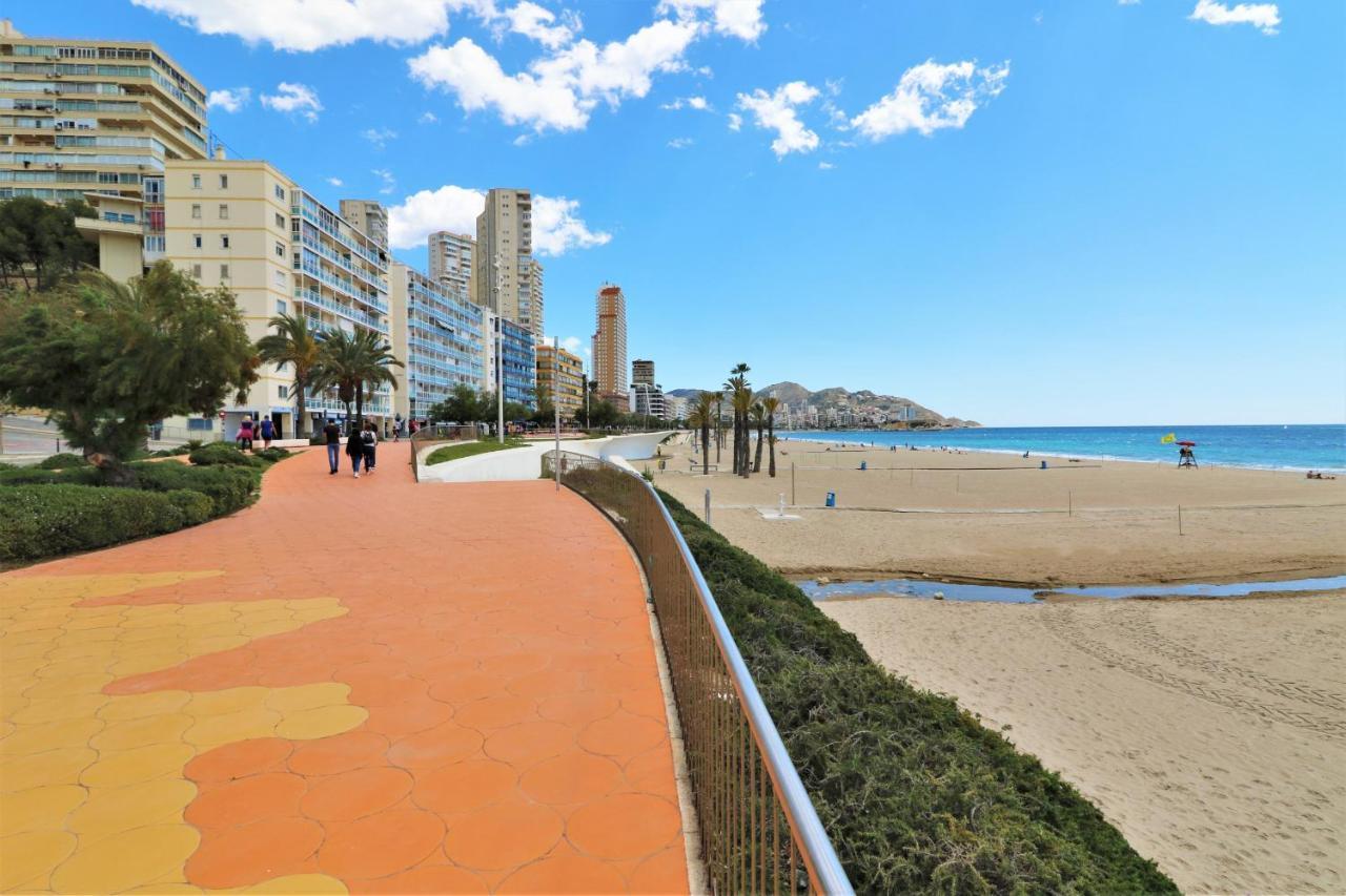 Sunset Waves Deluxe Apartments Poniente Beach Resort Benidorm Esterno foto