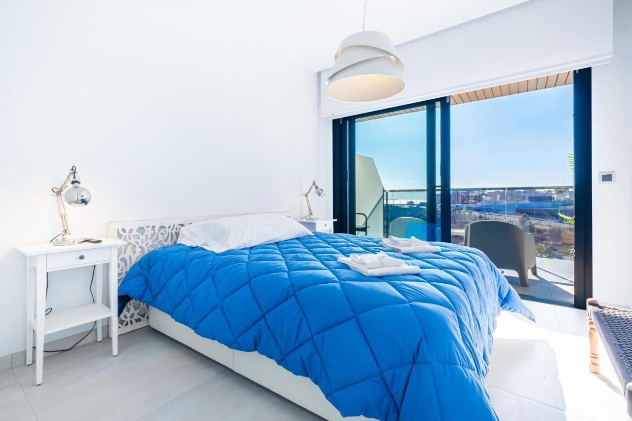 Sunset Waves Deluxe Apartments Poniente Beach Resort Benidorm Esterno foto