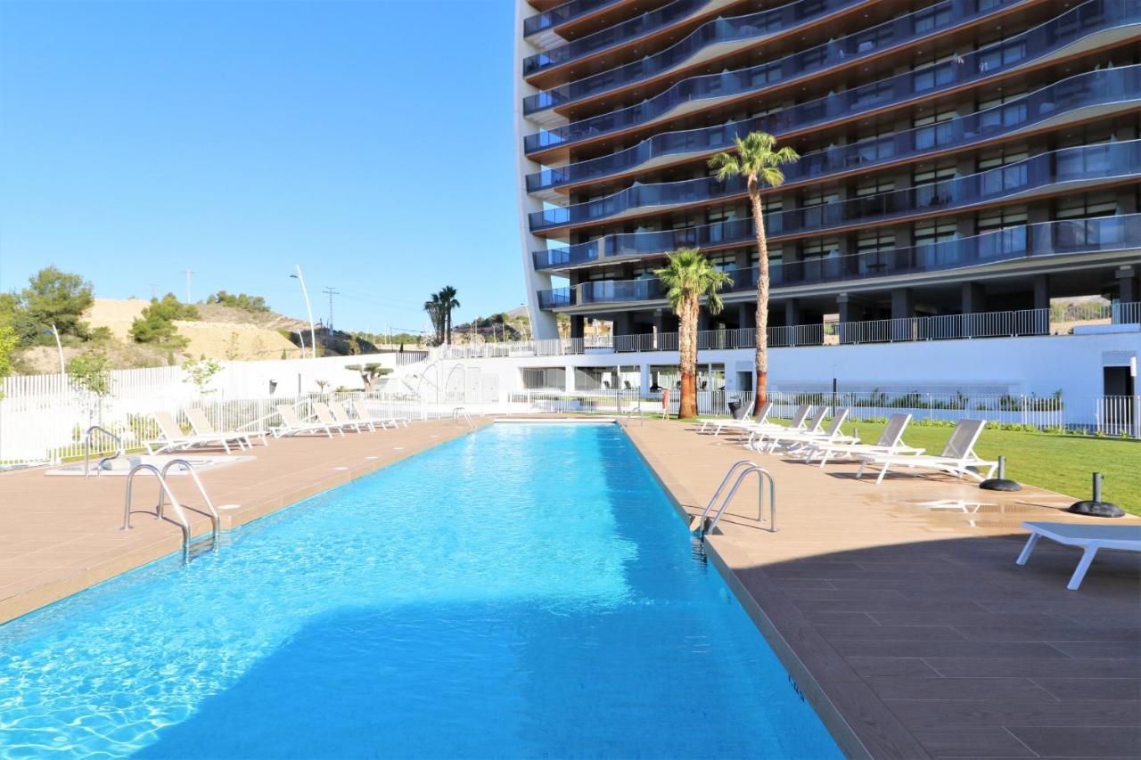 Sunset Waves Deluxe Apartments Poniente Beach Resort Benidorm Esterno foto