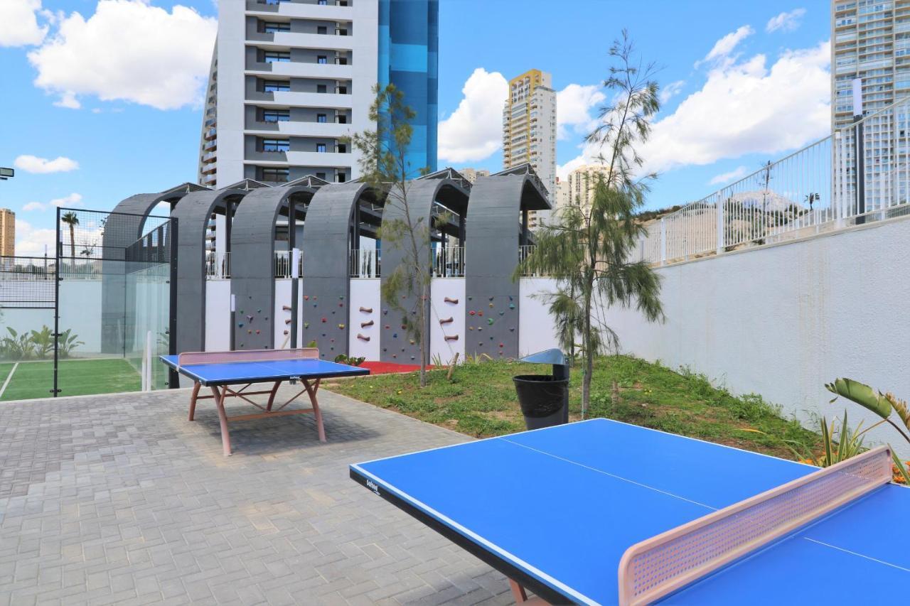 Sunset Waves Deluxe Apartments Poniente Beach Resort Benidorm Esterno foto