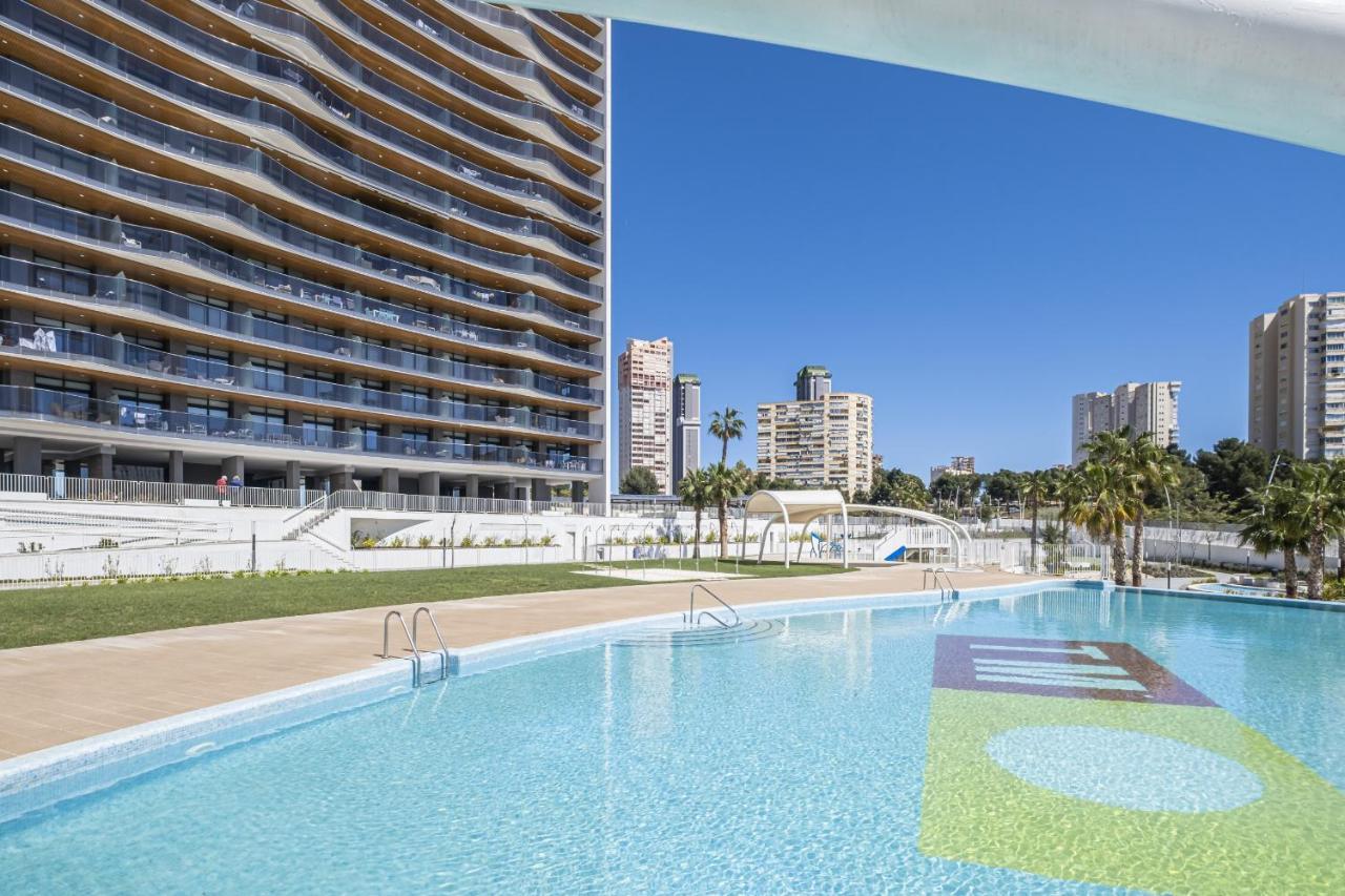 Sunset Waves Deluxe Apartments Poniente Beach Resort Benidorm Esterno foto