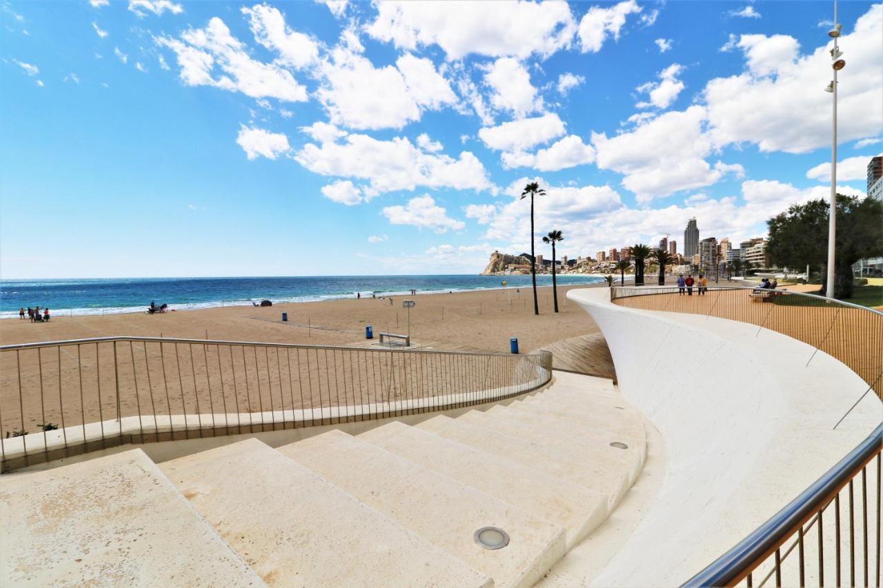 Sunset Waves Deluxe Apartments Poniente Beach Resort Benidorm Esterno foto
