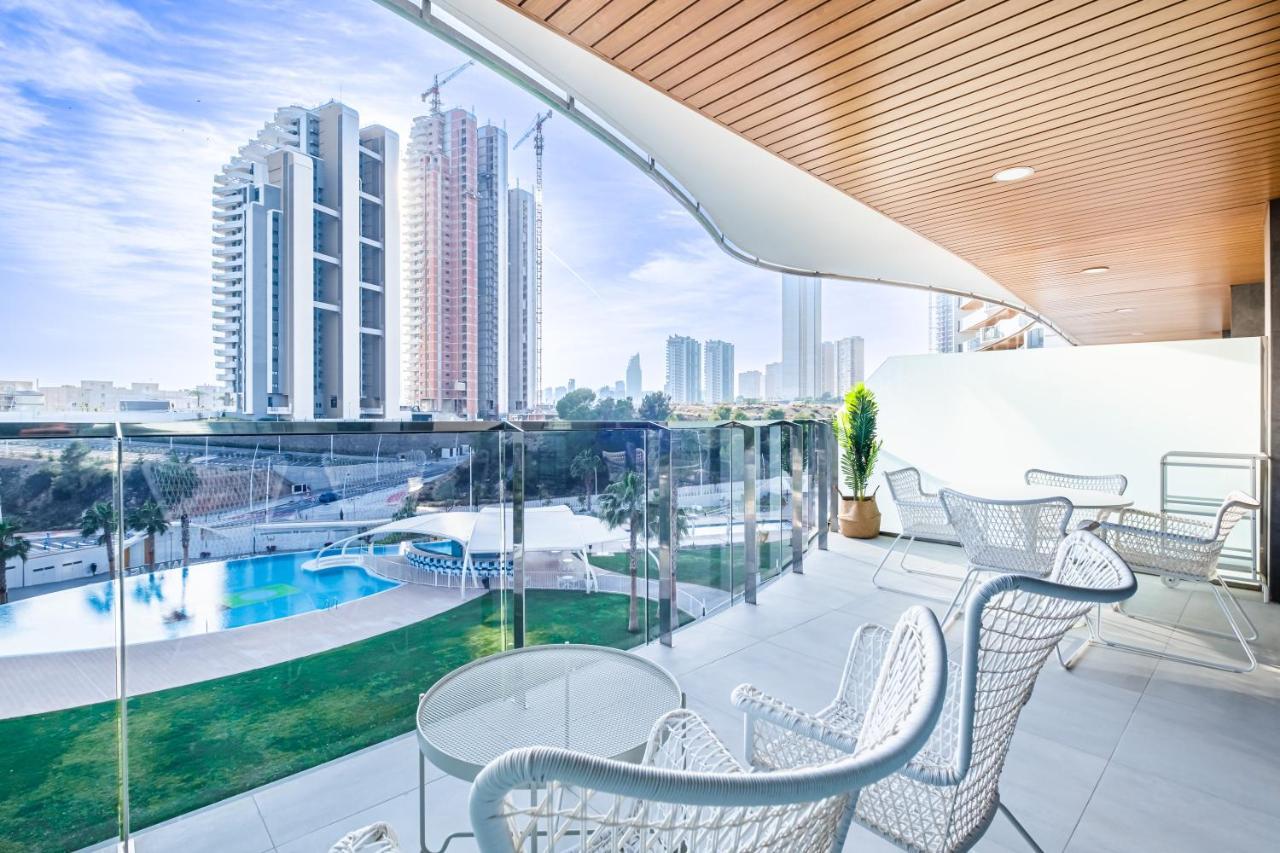 Sunset Waves Deluxe Apartments Poniente Beach Resort Benidorm Esterno foto