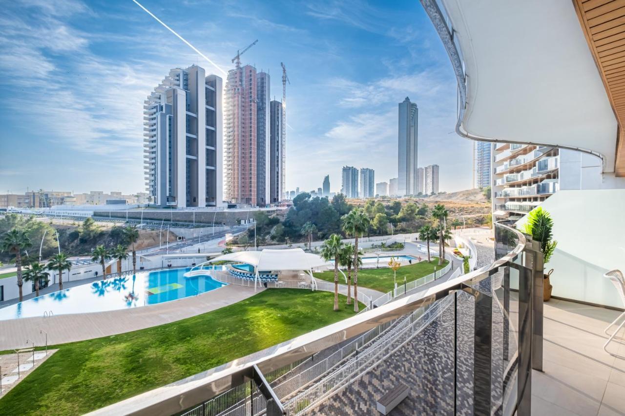 Sunset Waves Deluxe Apartments Poniente Beach Resort Benidorm Esterno foto